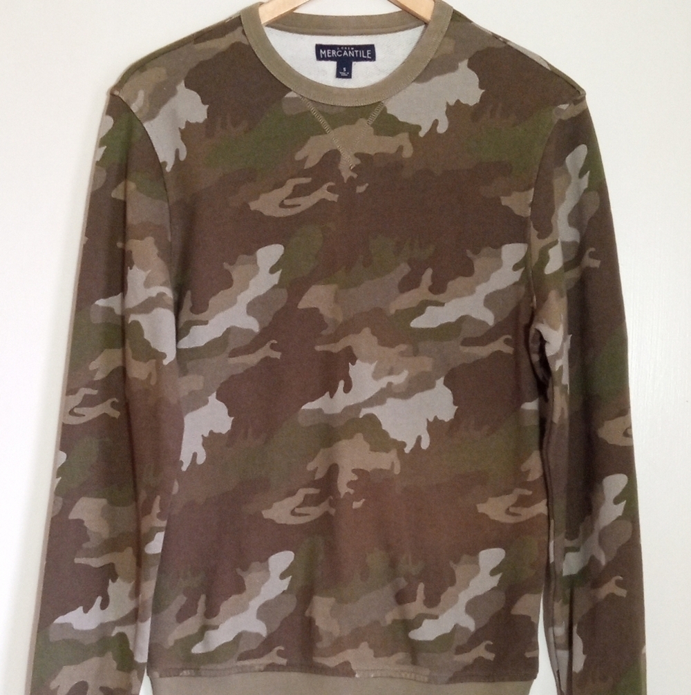 J Crew Mercantile crew neck Camouflage sweatshirt EUC women size small